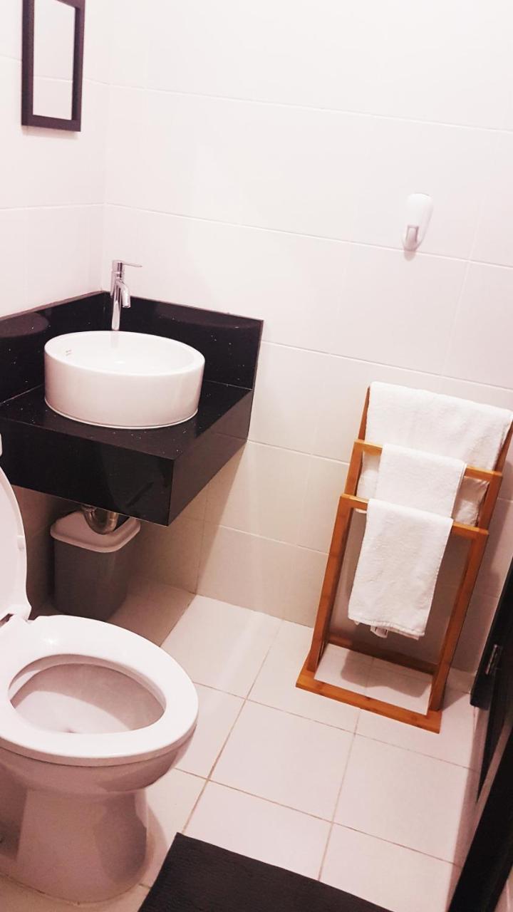 Studio Fully Furnished مانيلا المظهر الخارجي الصورة